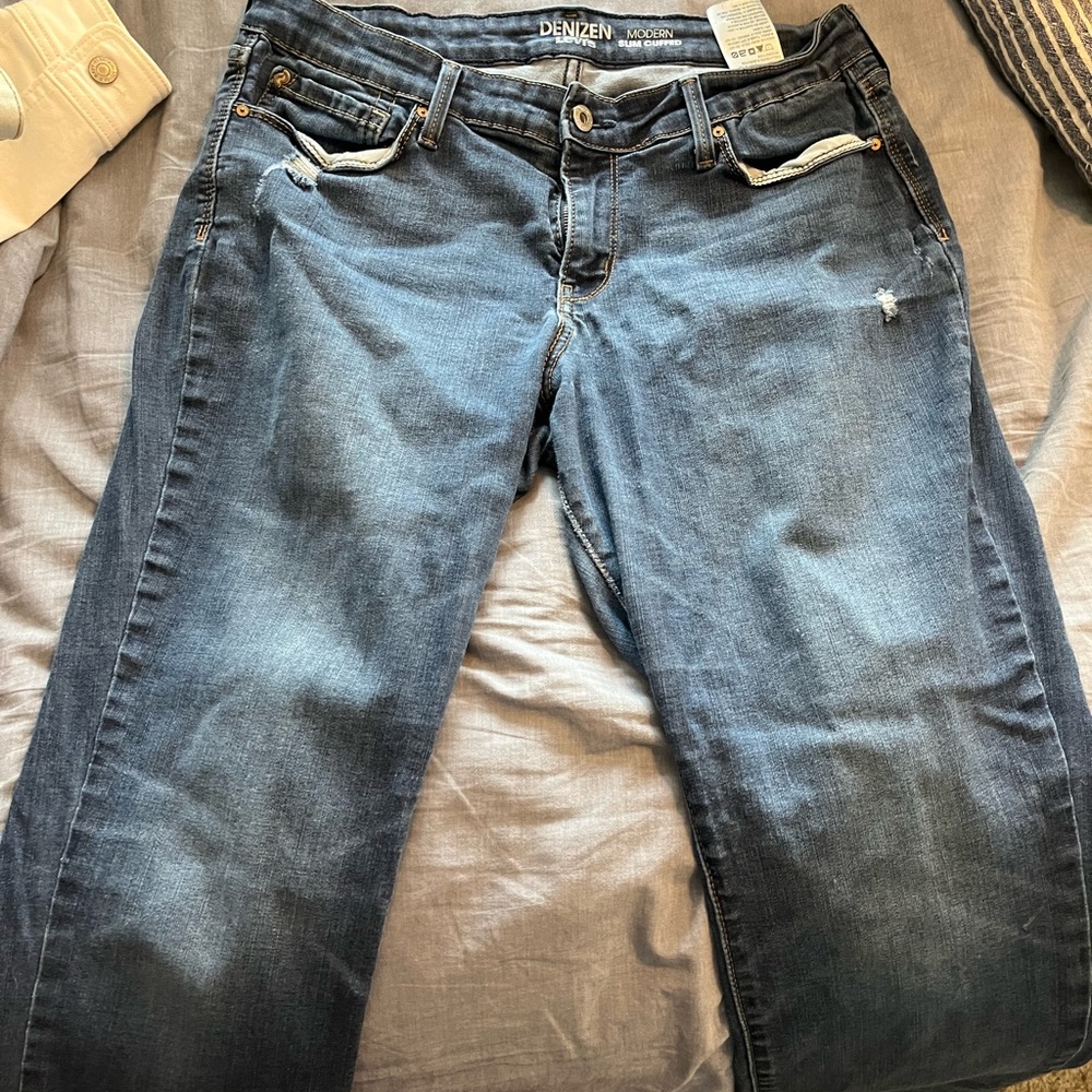 Levi jeans